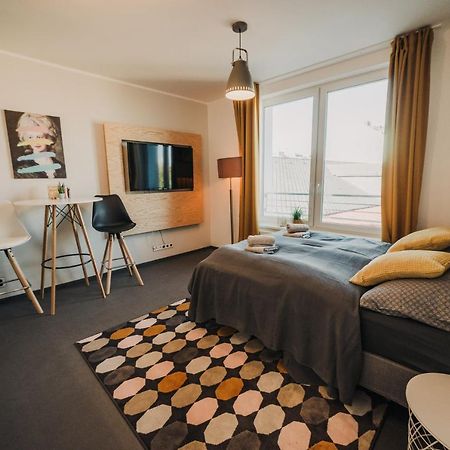 Ferienwohnung Beautiful New Studio, 400M From The Square Pilsen Exterior foto